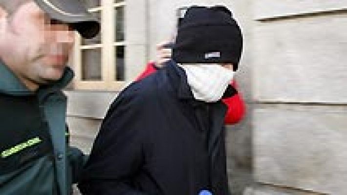 Telediario 1 - Familiares se personarán en el caso de miguelianos