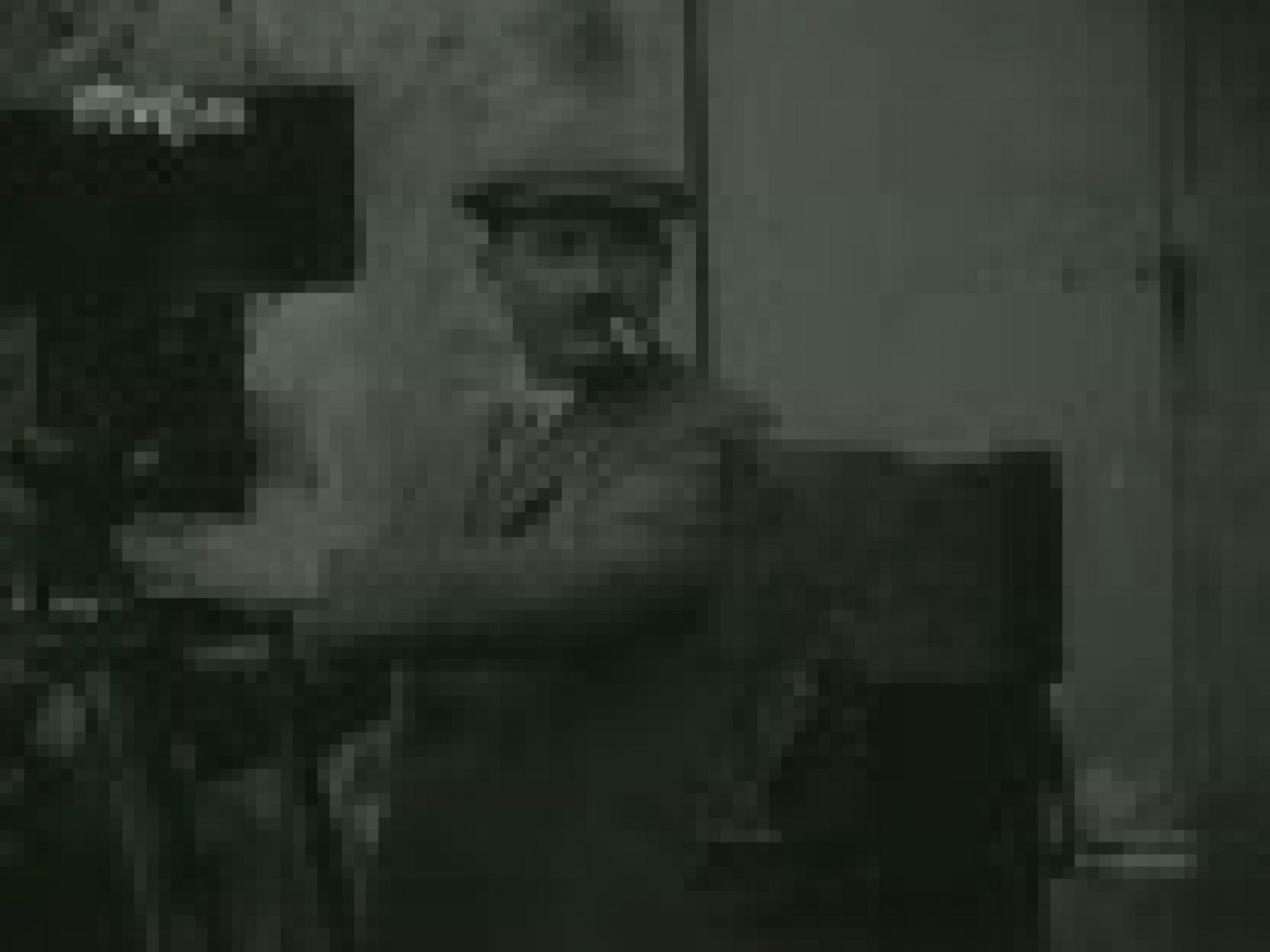 LA MAQUINA QUE ESCRIBIO LA HISTORIA: UN HOMENAJE A LOS CAZADORES DE IMAGENES | Ver