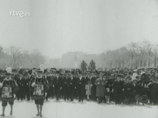 Archivo Histórico - HOMENAJE A MARIA GUERRERO Y FERNANDO DIAZ DE MENDOZA