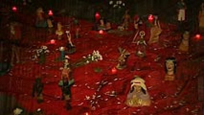 Telediario 1 - Desenmascarar las sectas con ayuda de los adeptos