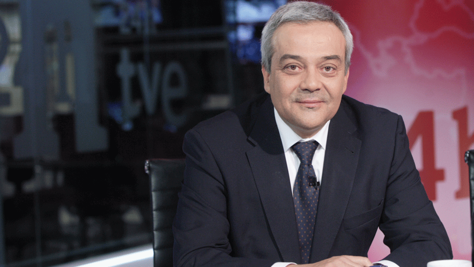 Víctor Calvo Sotelo: "En ningún caso los españoles nos vamos a quedar sin televisión" - La noche en 24h | Ver