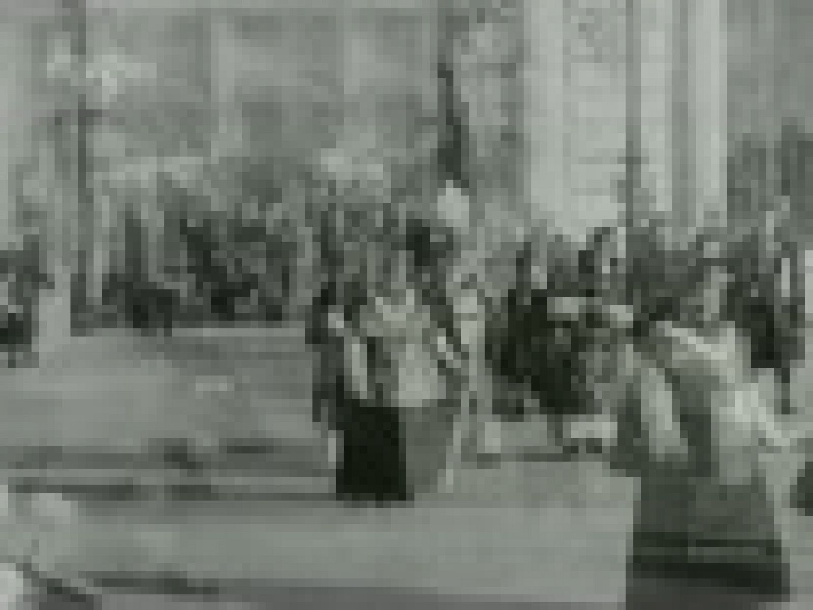 Archivo Histórico: ENTIERRO DE LA REINA MARIA CRISTINA (AÑO 1929) | RTVE Play