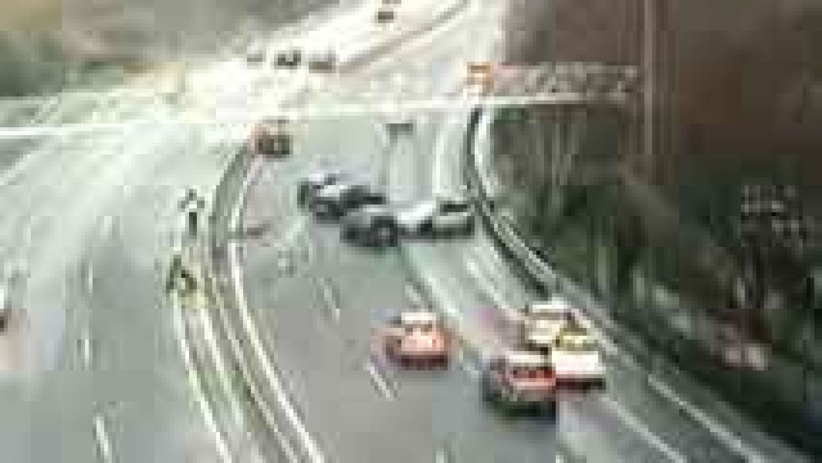 Un guardia civil de tráfico herido tras ser atropellado en la A-4