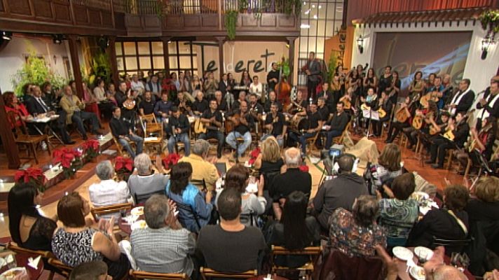 Tenderete - Tenderete - 21/12/14 celebra la llegada de la Navidad con  "Jolgorio" y "Cantores de Agaete"