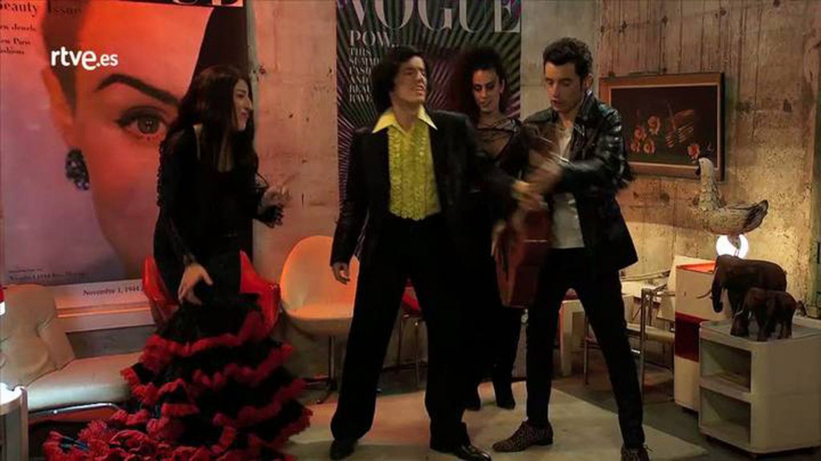 Cachitos de hierro y cromo -  "Nochevieja a Cachitos" - Campanadas (7)