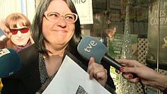 La mañana de la 1 - Una agraciada en L'Hospitalet: "Esto va a ser para los estudios de mi hija"