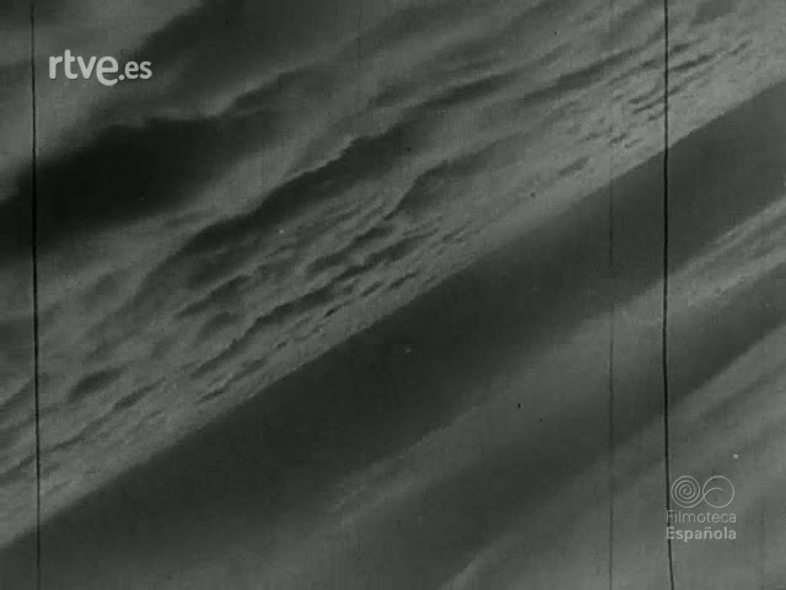 NOTICIAS SOBRE LOS EJERCITOS Y DIRIGENTES FASCISTAS DE EUROPA EN 1940. | Ver