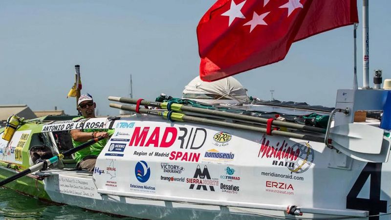 Un español gana la travesía del Océano Atlántico en remo