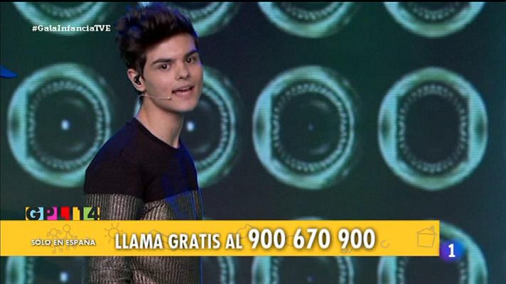 Gala por la Infancia - Abraham Mateo sorprende a una fan