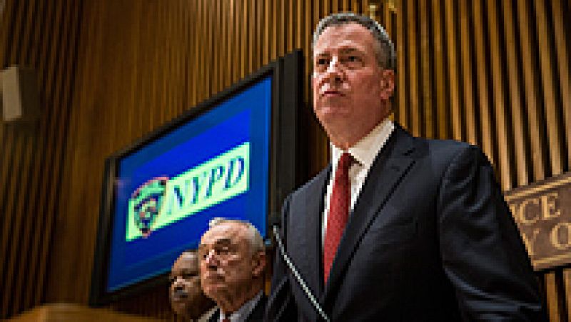 El alcalde de Nueva York dice que ha llegado el momento de dejar las protestas y contribuir a la unidad política