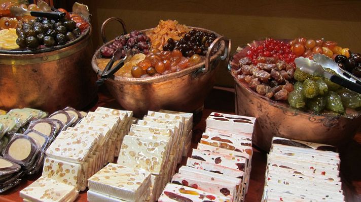 Telediario 1 - La localidad alicantina de Jijona concentra el 60% de la elaboración del turrón en España