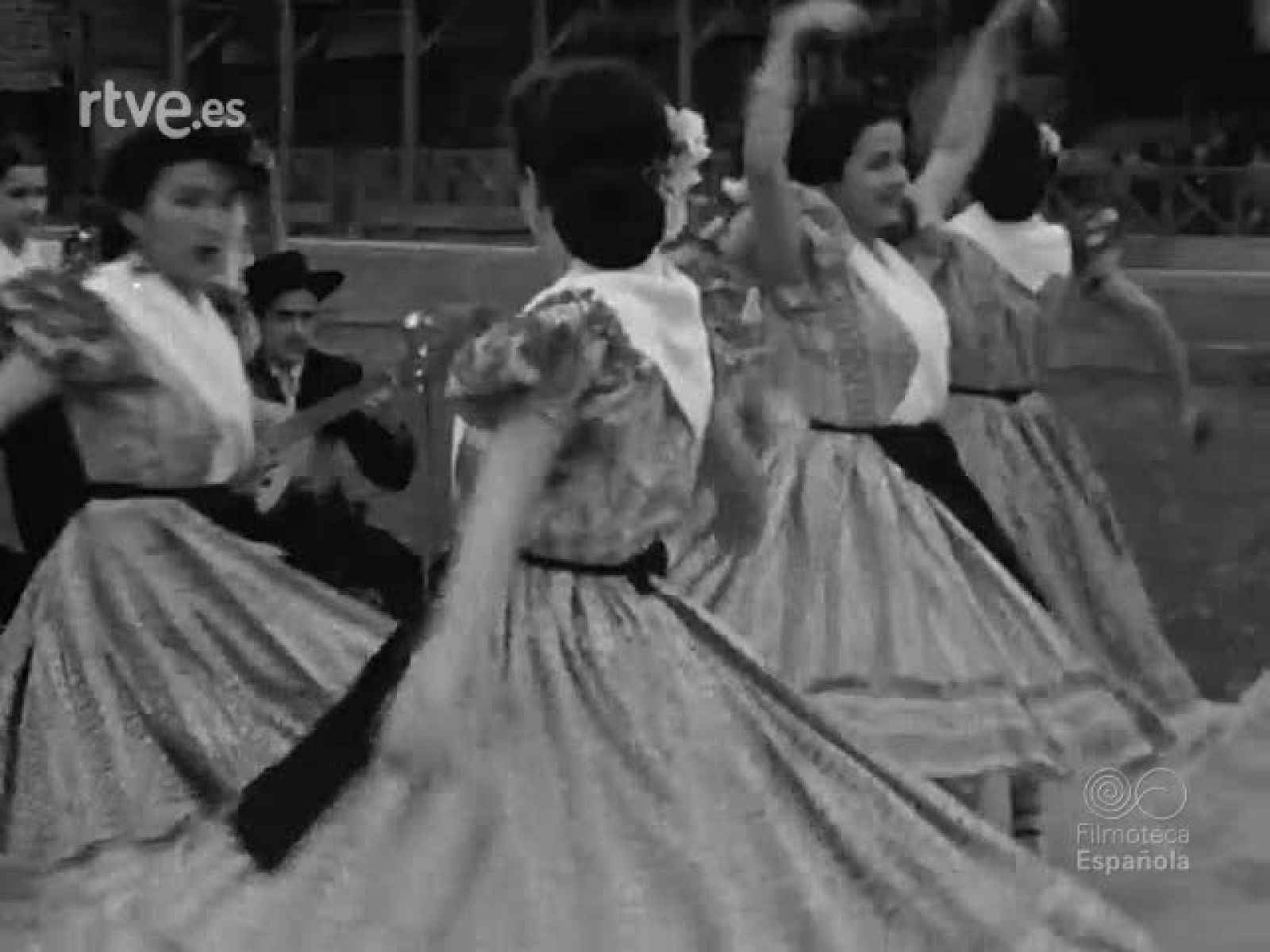FESTIVAL DEPORTIVO FOLKLORICO EN SAN SEBASTIAN. (MATERIALES SIN MONTAR) | Ver