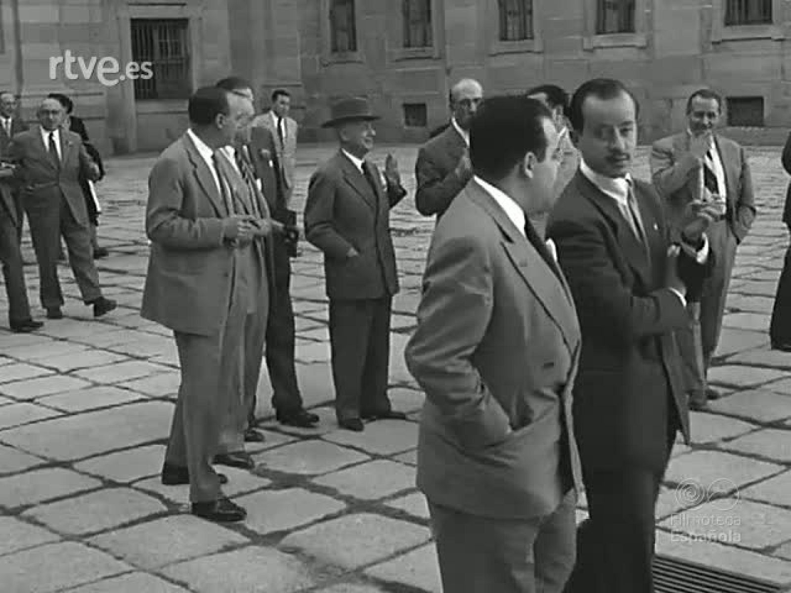 CONGRESO DE LA UNION INTERNACIONAL DE TRANSPORTES POR CARRETERA (MADRID) | Ver