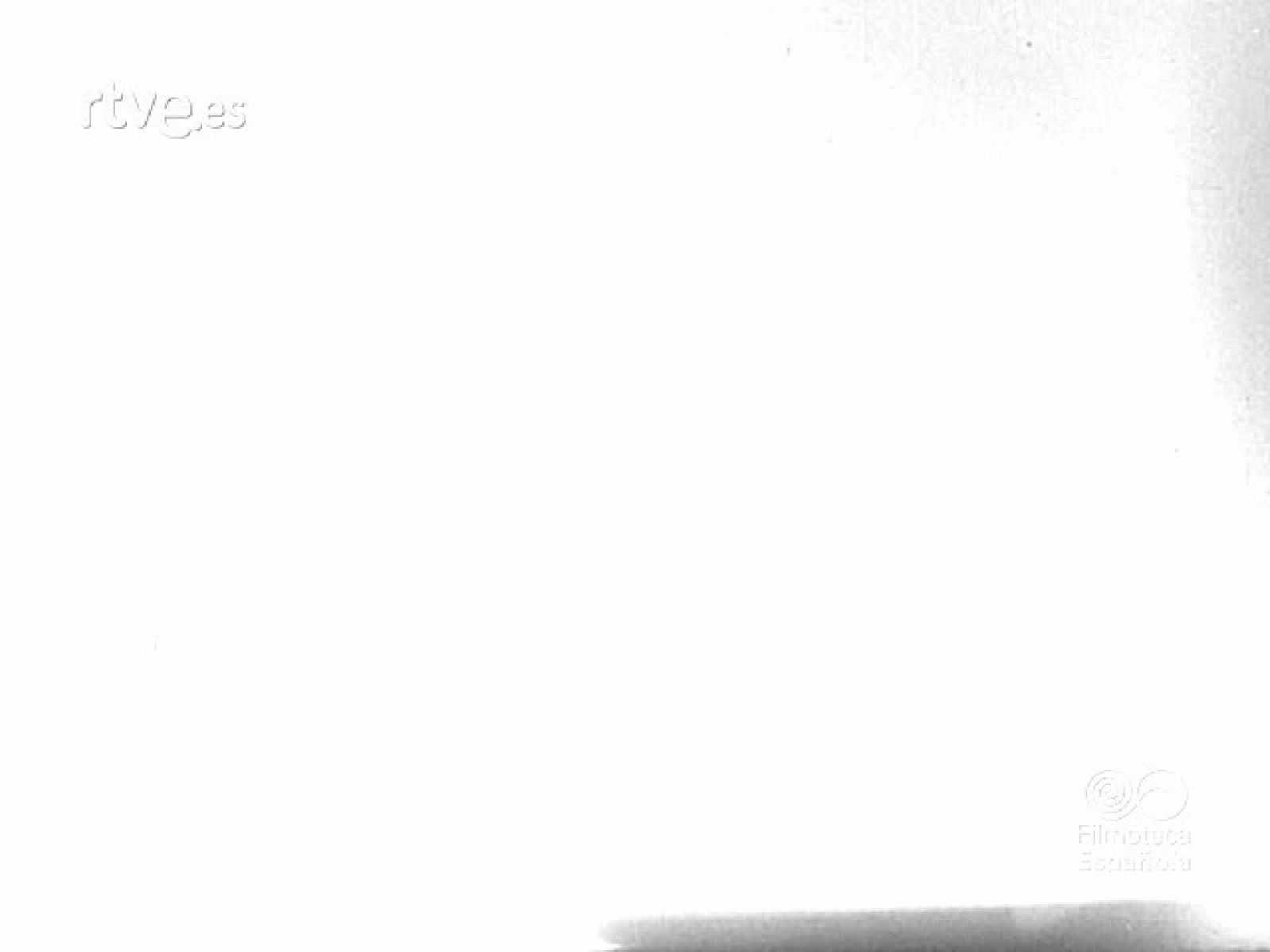 VISITA DEL MINISTRO DE OBRAS PUBLICAS A LAS OBRAS DE CONSTRUCCION DE LA CENTRAL HIDROELECTRICA  DEL RIO ZADORRA (ALAVA) | Ver