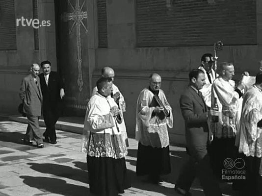 Archivo Histórico - BENDICION DE LA FLOTA Y DE LAS INSTALACIONES DEL PARQUE MOVI