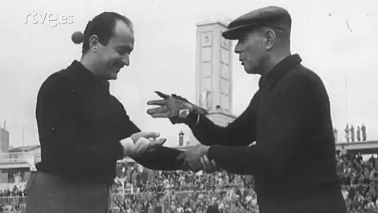 FUTBOLISTAS Y TOREROS | Ver