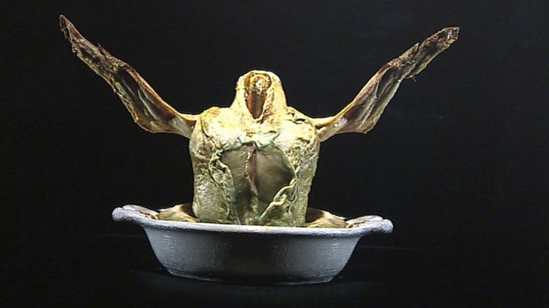 Drap Art, una exposición de obras realizadas con objetos de vertederos