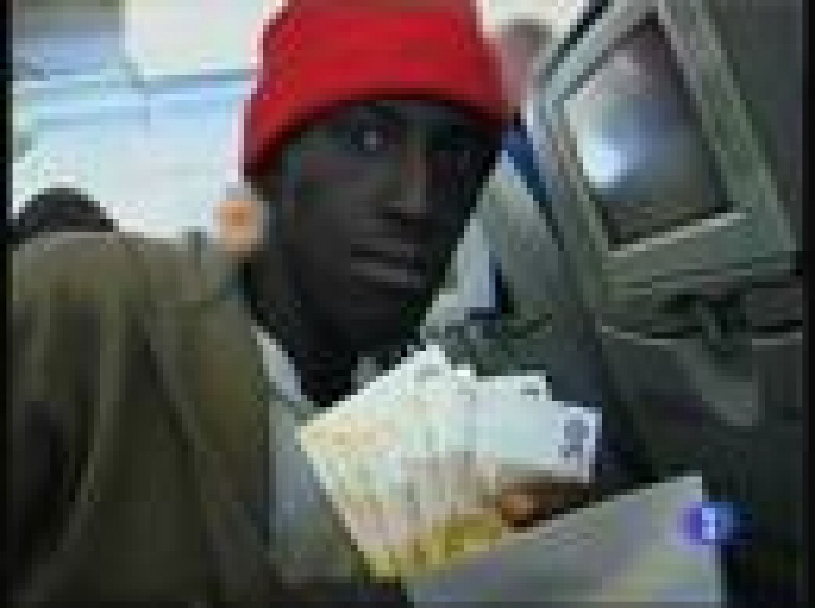 Imágenes del avión retenido en Gambia | Ver