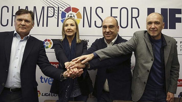 Telediario 1 - 'Champions for life', un partido para meterle un gol al ébola