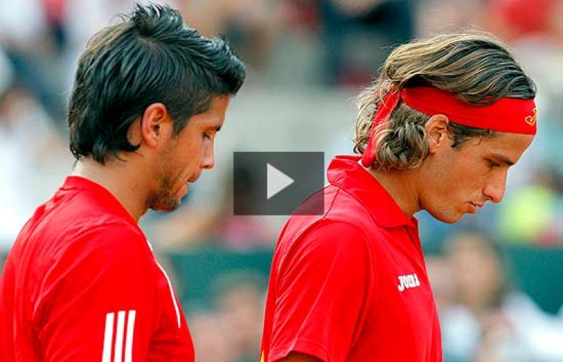 El equipo estadounidense ha recortado distancias y se ha puesto 2-1 en la eliminatoria, tras la victoria en dobles de Fish-Bryan sobre Verdasco-López.