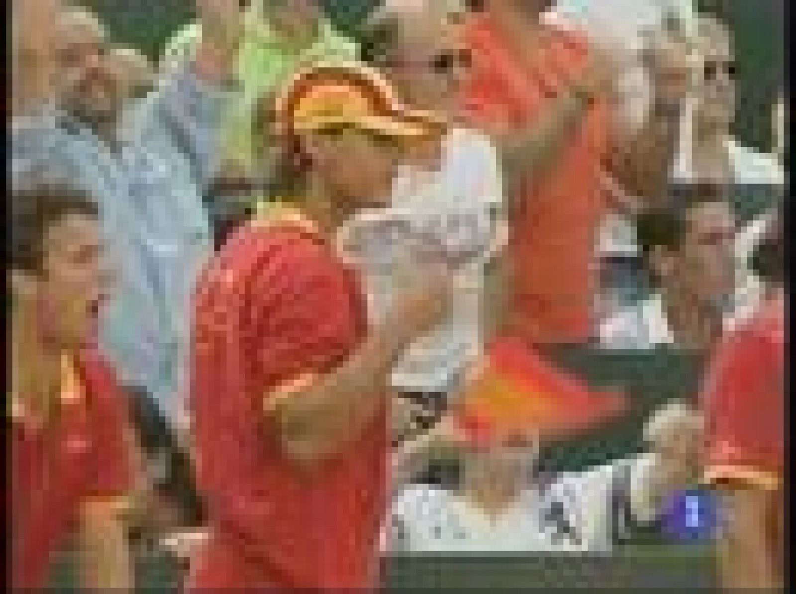 A pesar de las dificultades, Verdasco y Ferrer no han podido superar a la pareja Bryan-Fish. Los españoles han luchado hasta el final, pero han terminado perdiendo por 3-2.