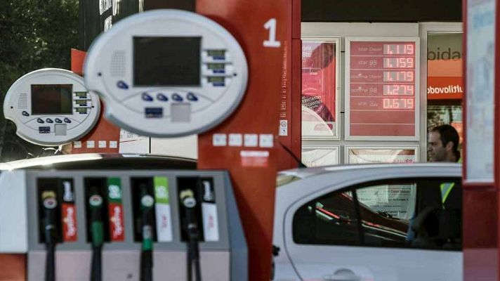 Telediario 1 - Precios que suben y bajan este 2015