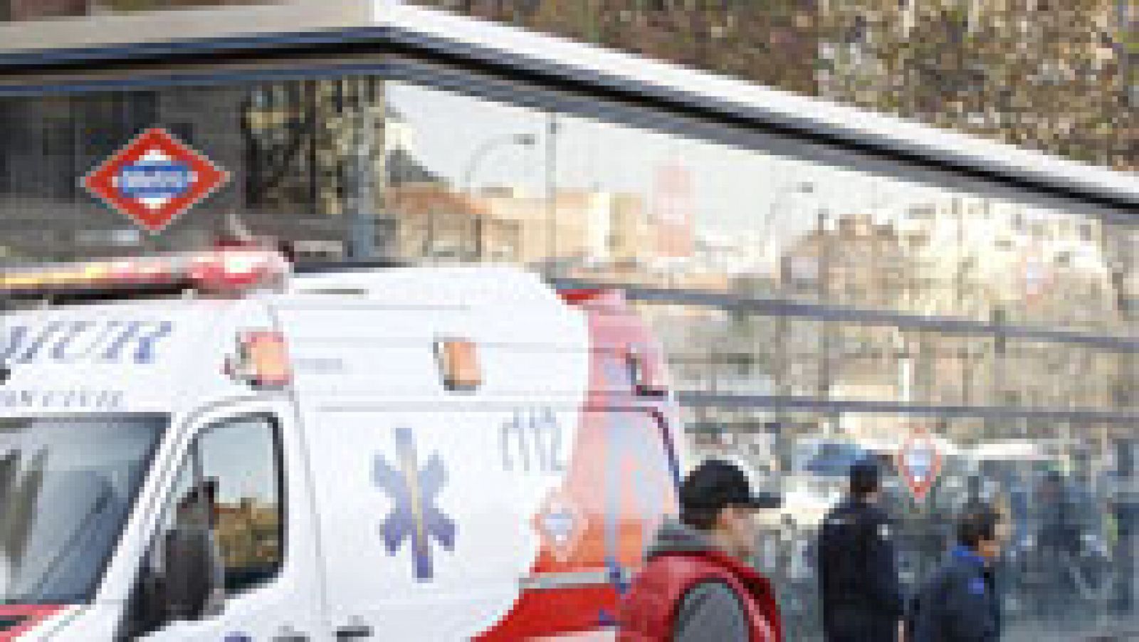 Telediario 1: Un policía nacional muere arrollado por un tren en una estac | RTVE Play