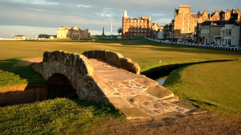 El 18 de septiembre, los escoceses votaban en referendum para la independencia de Escocia del Reino Unido. Ese mismo día, se celebraba otra votación histórica en el mundo del deporte y ganaba el sí: el club de golf Saint Andrews, decidía admitir a mu