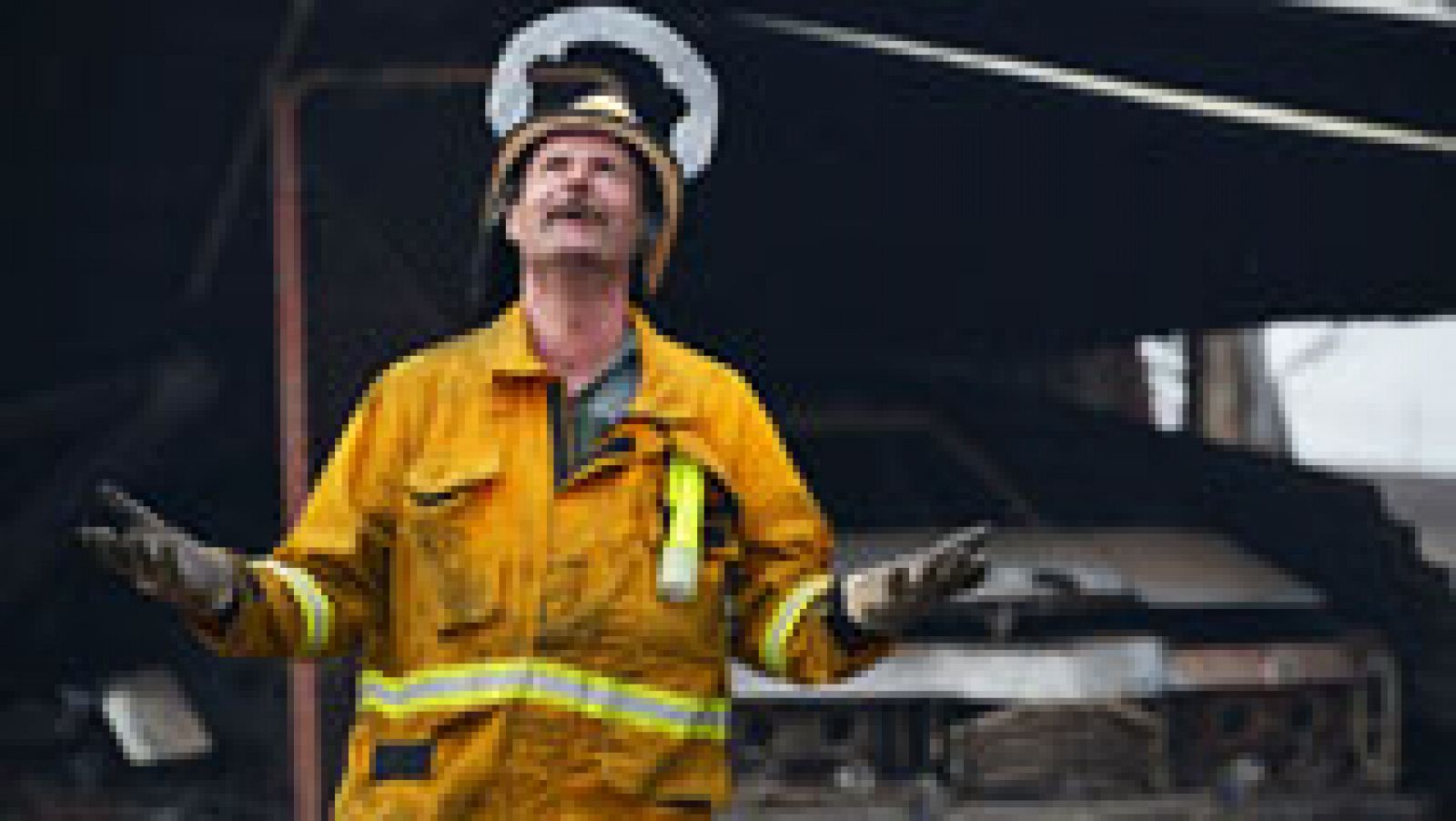 Informativo 24h: Miles de evacuados a causa de los graves incendios en el sur de Australia | RTVE Play