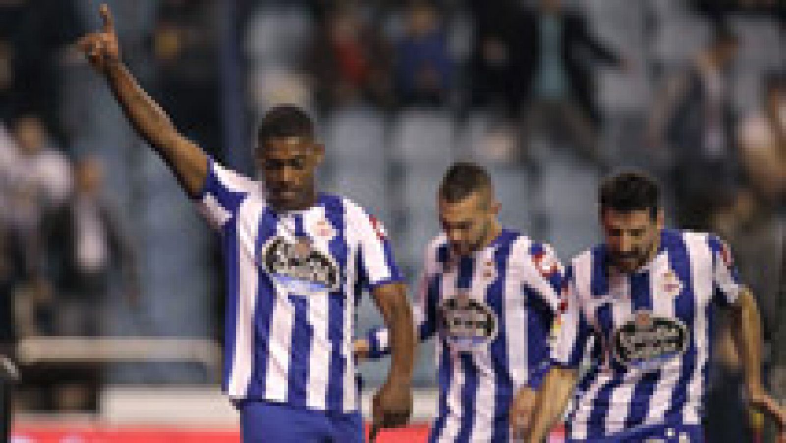 El portugués Ivan Cavaleiro desequilibró en Riazor (1-0) un partido que parecía más de pretemporada que de la jornada 17 de la Liga BBVA, el que protagonizaron un Deportivo suficiente, que hizo lo justo, y un Athletic de Bilbao inofensivo, impropio d