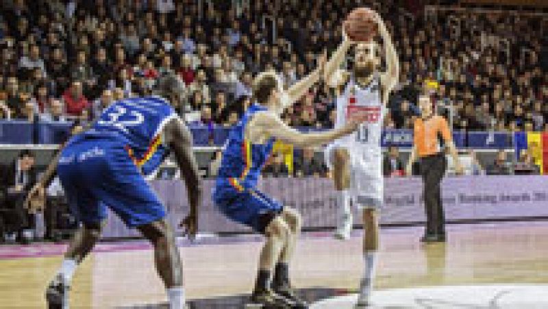 El conjunto entrenado por Pablo Laso ha certificado el billete para la Copa del Rey con el triunfo en la pista del MoraBanc Andorra. El Madrid no ha podido sentenciar el partido hasta los últimos segundos.