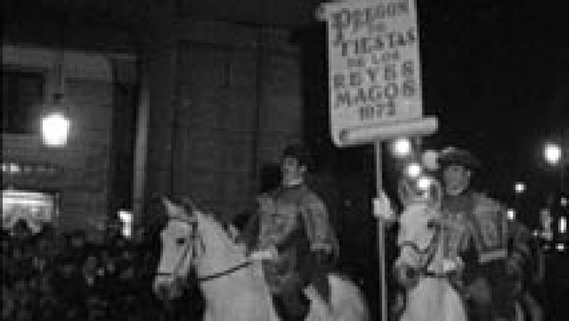 Las cabalgatas de los reyes magos desde hace décadas hacen soñar a los niños