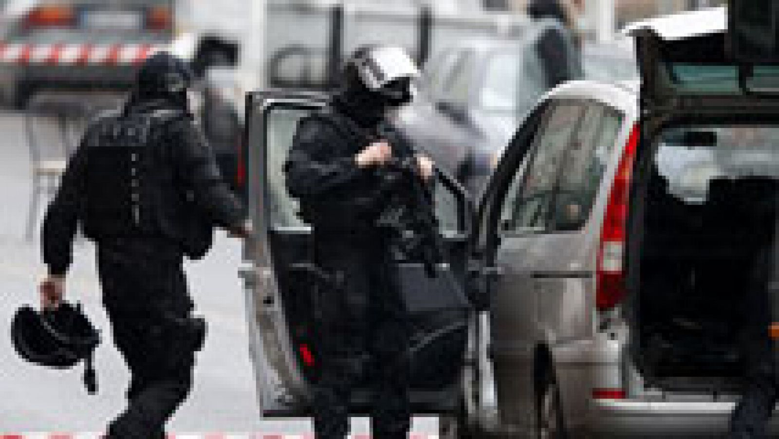 Telediario 1: Otro tiroteo al sur de París | RTVE Play