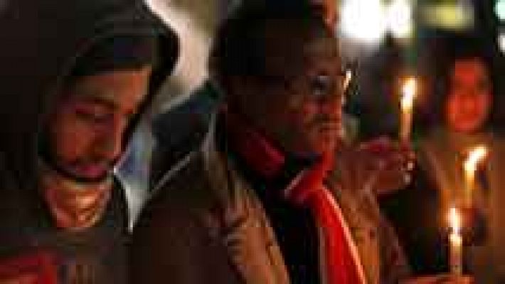 Telediario 1 - Tres días de horror y psicosis colectiva en Francia