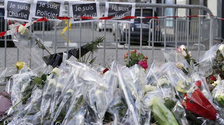 Telediario 1 - Telediario - 15 horas - 10/01/15