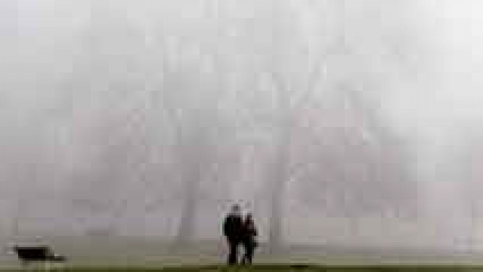 El tiempo: Nieblas en la meseta norte y viento fuerte en costa norte peninsular | RTVE Play