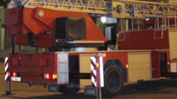 Telediario 1 - Muere una mujer en el incendio de una vivienda de Madrid