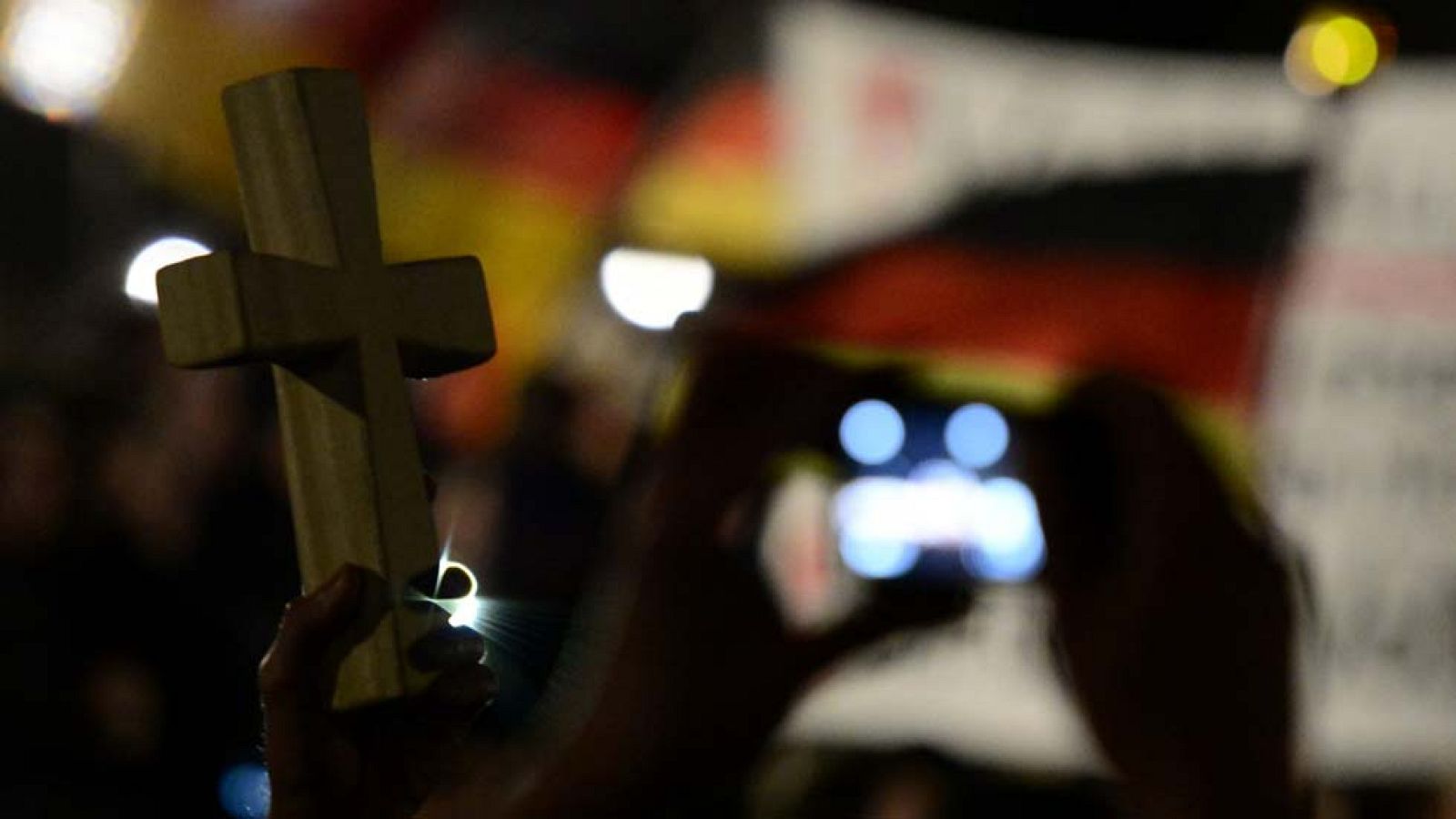 Las manifestaciones antirracistas superan a las de islamófobos en Alemania