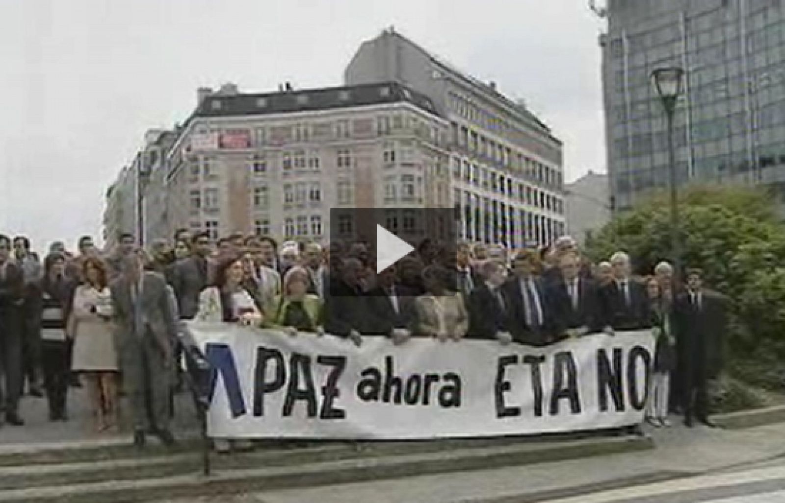 En toda España ha habido este mediodía concentraciones de condena por el último atentado mortal de ETA | Ver