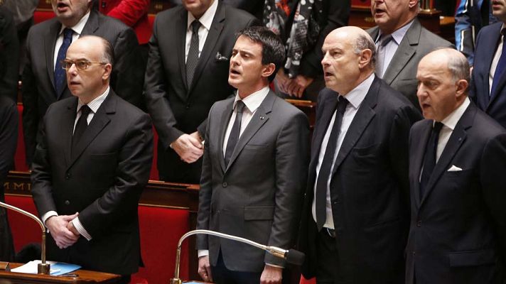 La tarde en 24h - Valls declara la "guerra" a los yihadistas