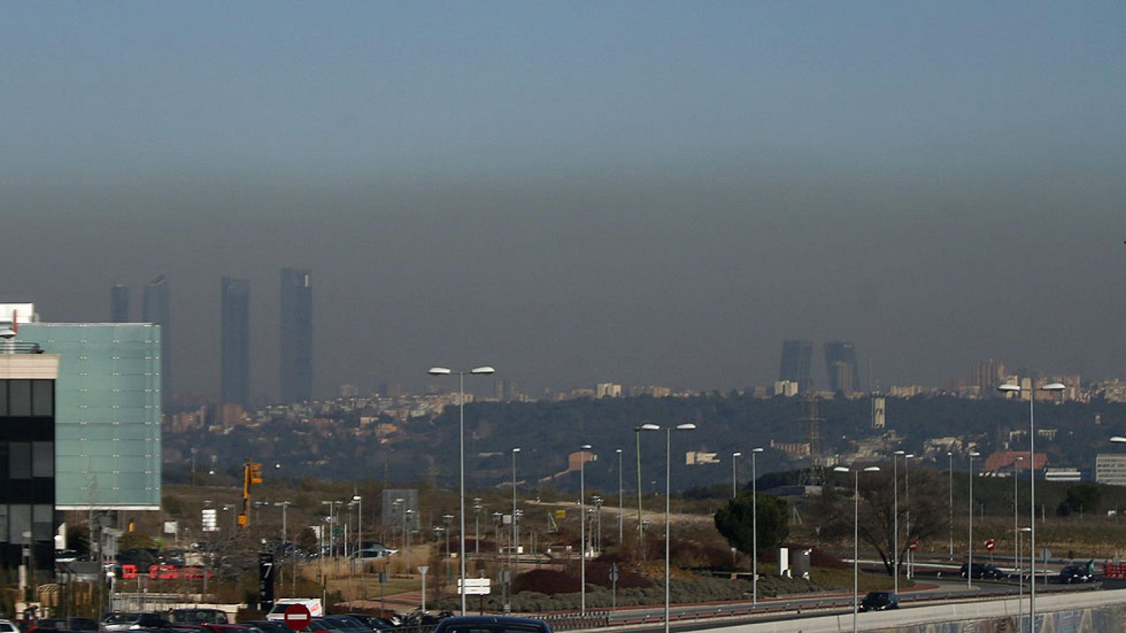 Ecologistas denuncian la contaminación de Madrid y la alcaldesa llama a "estar tranquilos"