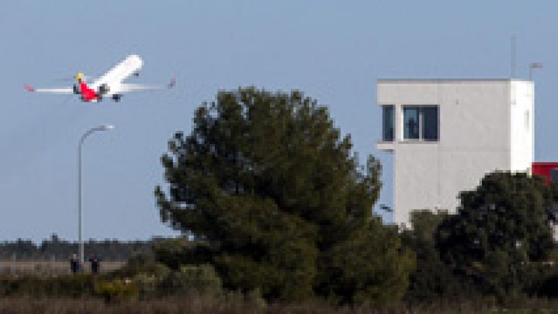 Despega el primer vuelo del aeropuerto de Castellón, casi cuatro años después de su inauguración
