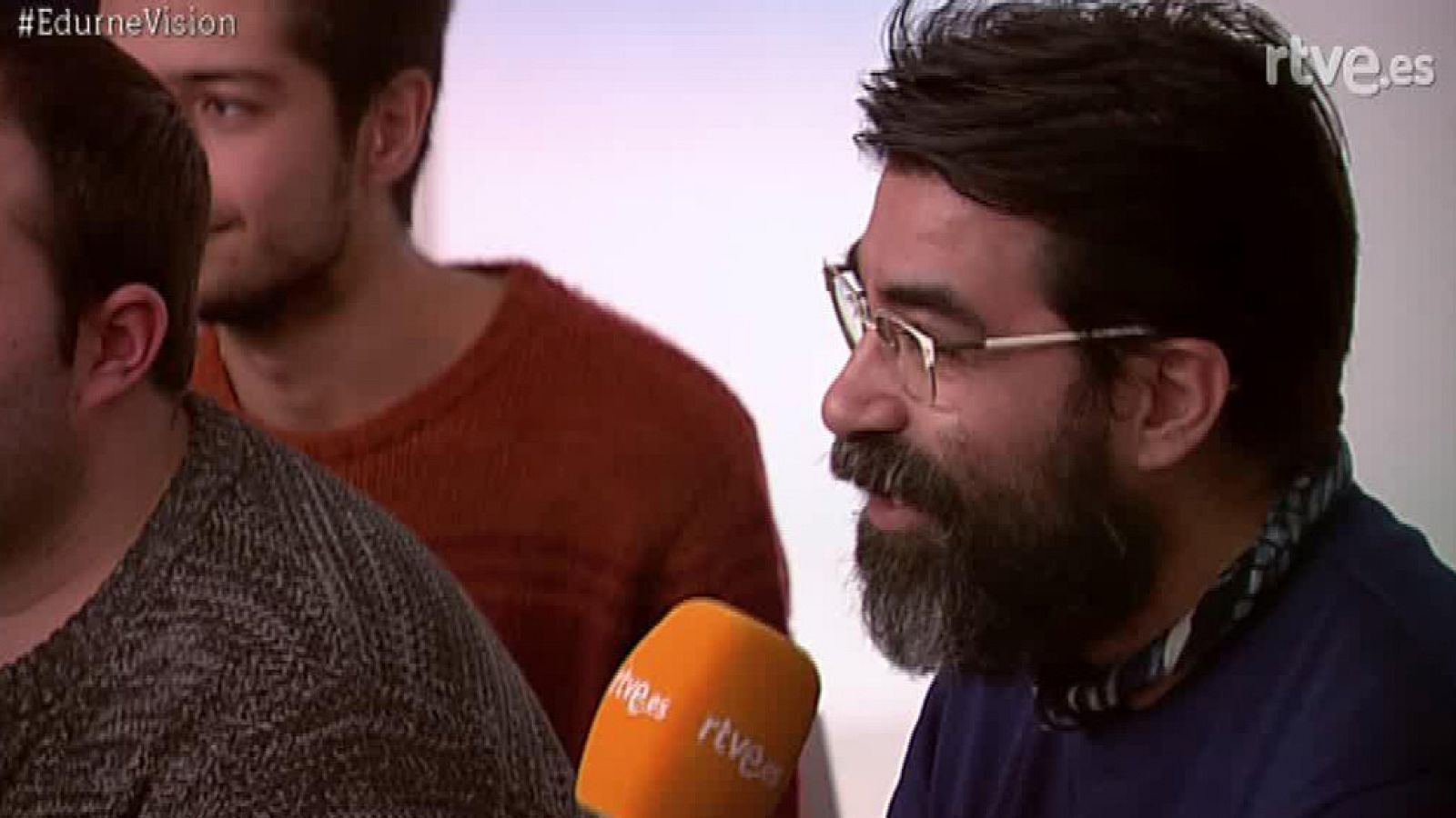 ¿Ha pensado Edurne en su vestuario?