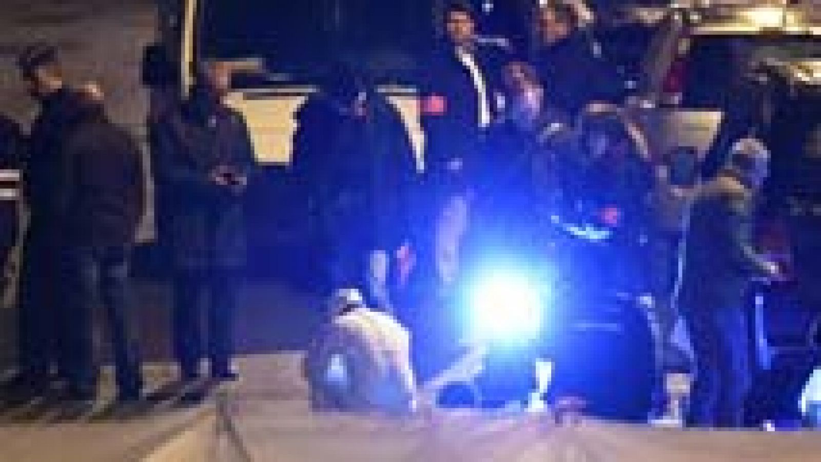 Telediario 1: La policía belga abate a dos presuntos yihadistas  | RTVE Play