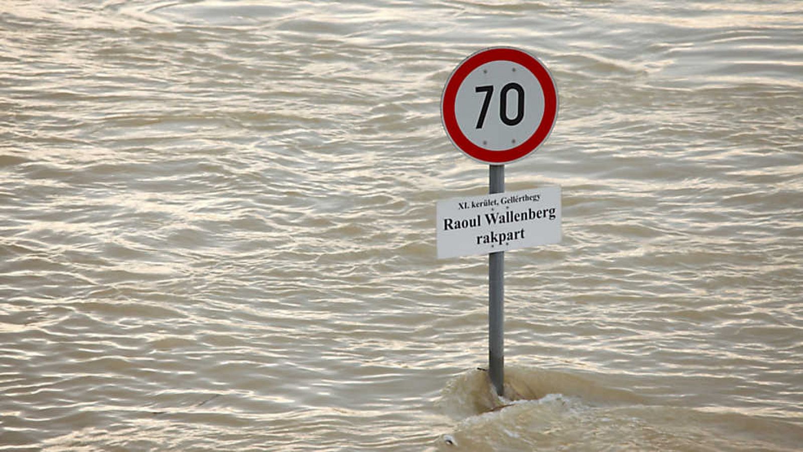Docufilia - La Tierra bajo el agua - Ver ahora