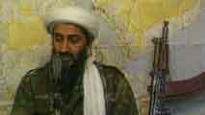 Telediario 1 - El Kalashnikov, todo un símbolo para la yihad