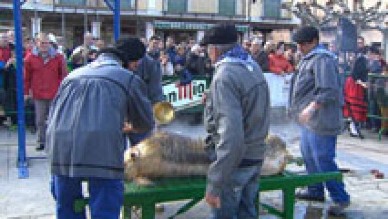 Hace 41 años que en El Burgo de Osma se celebra la fiesta de la matanza
