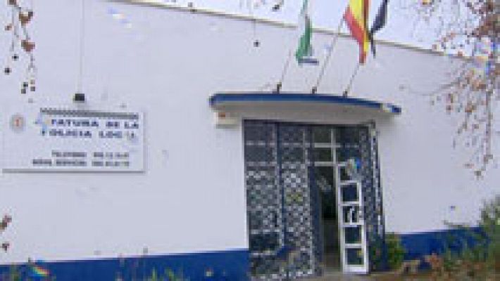 Telediario 1 - Agredido un policía local de Puerto Serrano en Cádiz