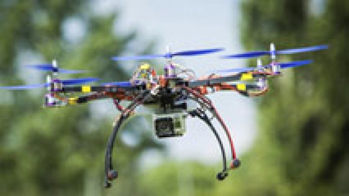 Telediario 1 - Las ventas de drones han aumentado estas Navidades