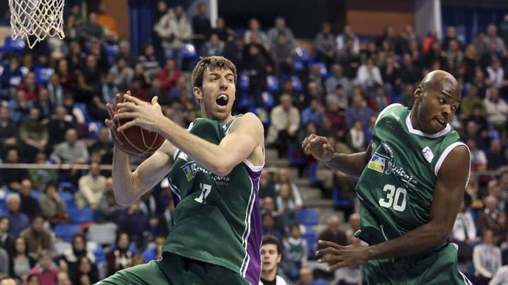 Telediario 1 - El Unicaja acaba como campeón de invierno de la ACB